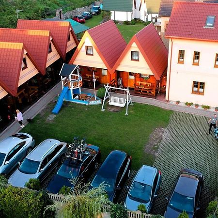 Domki Letniskowe Neptun Chłopy Zewnętrze zdjęcie